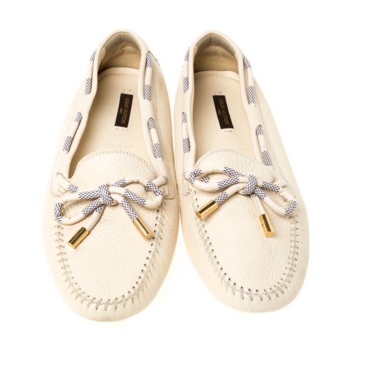 Pre Owned Louis Vuitton Beige Leather Gloria Loafers Size 41