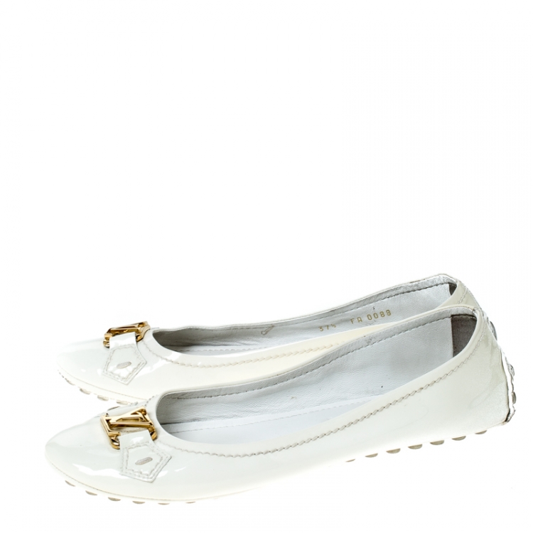 Pre Owned Louis Vuitton White Patent Leather Ballet Flats Size 37.5