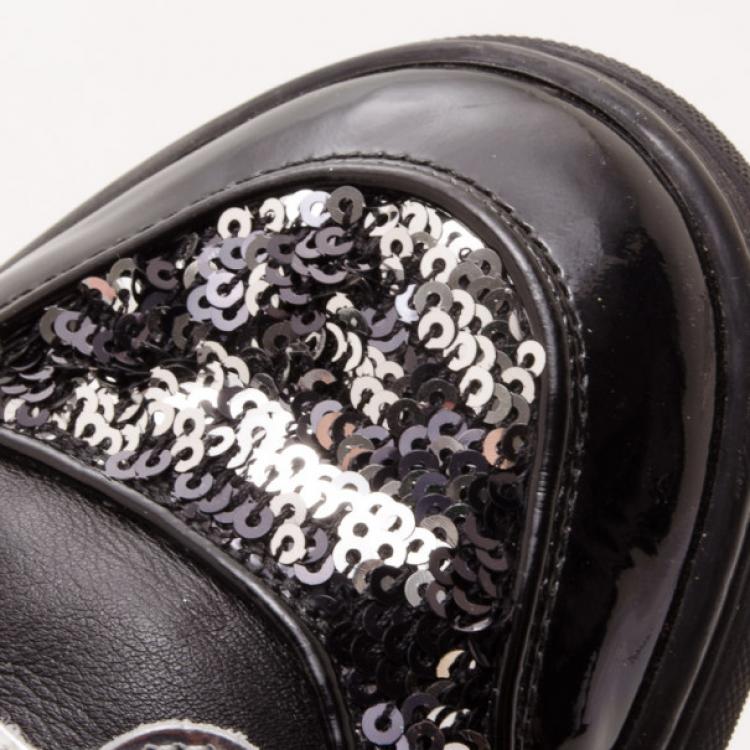 مملوكة مسبقًا Louis Vuitton Black and Silver Disco Sneakers Size 37.5