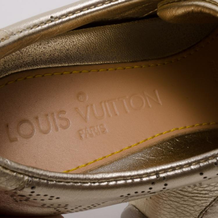 مملوكة مسبقًا Louis Vuitton Gold Mahina Leather Trainers Size 36