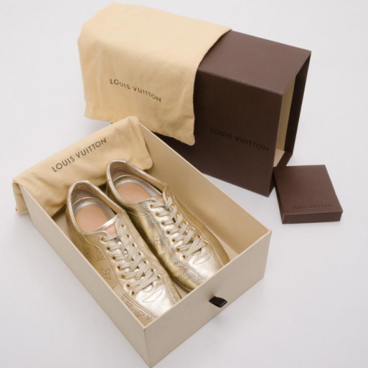 مملوكة مسبقًا Louis Vuitton Gold Mahina Leather Trainers Size 36
