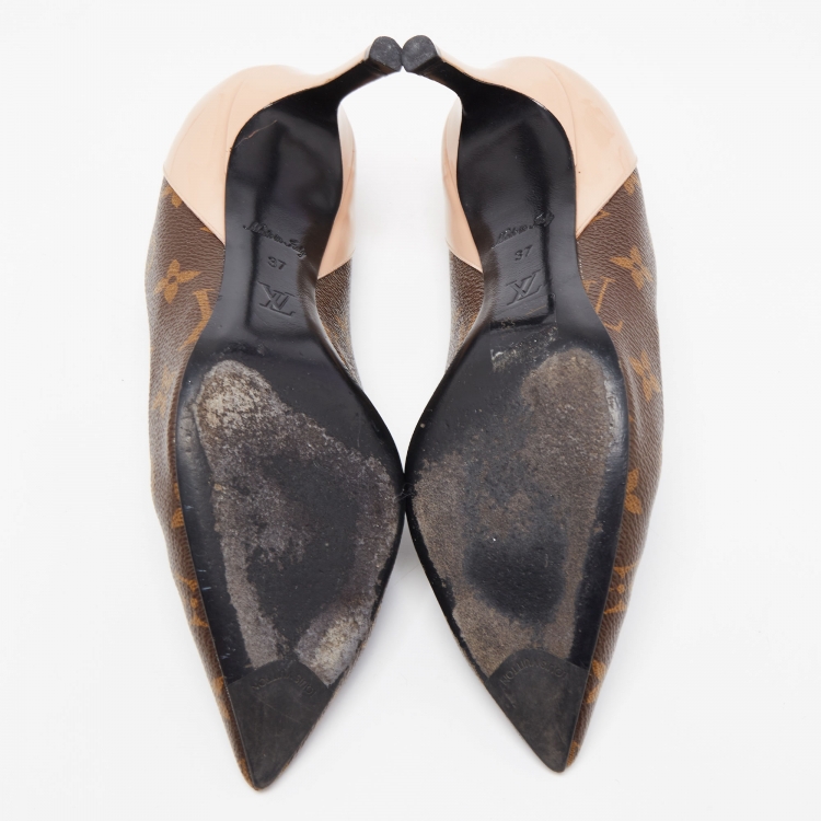 Pre Owned Louis Vuitton Brown/Beige Monogram Coated Canvas and Patent Leather Chérie Pointed Toe Pumps Size 37