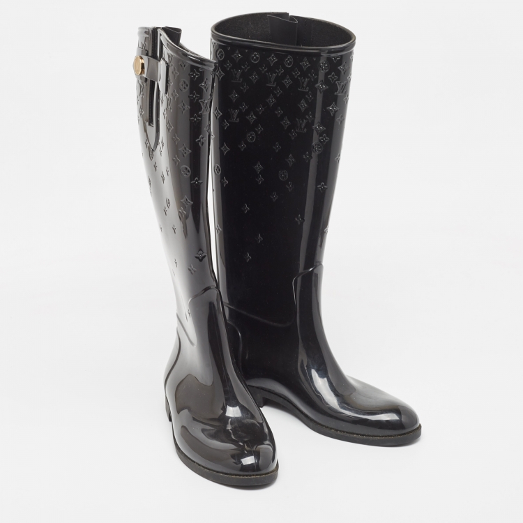 Pre Owned Louis Vuitton Black Monogram Rubber Rain Boots Size 39