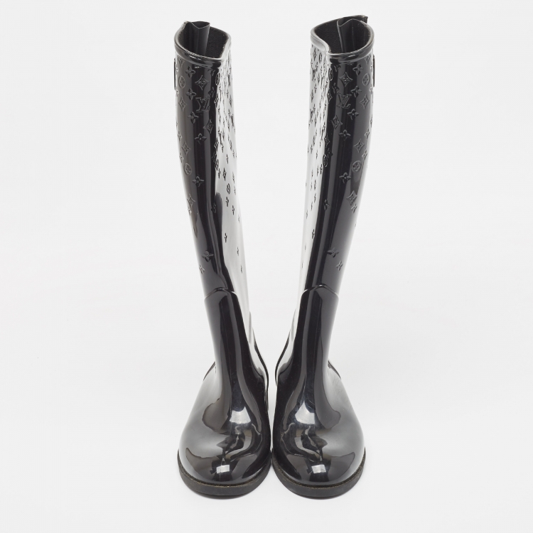Pre Owned Louis Vuitton Black Monogram Rubber Rain Boots Size 39