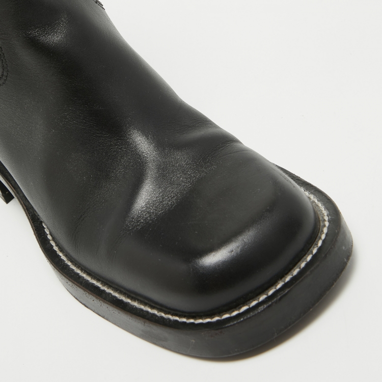 Pre Owned Louis Vuitton Black Leather  Ankle Boots Size 37.5