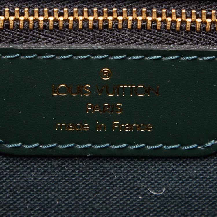 Pre Owned Louis Vuitton Epicea Green Taiga Leather Cassiar Backpack
