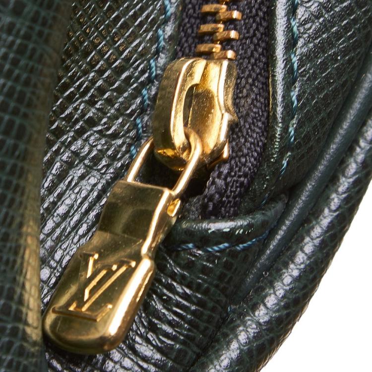 Pre Owned Louis Vuitton Epicea Green Taiga Leather Cassiar Backpack