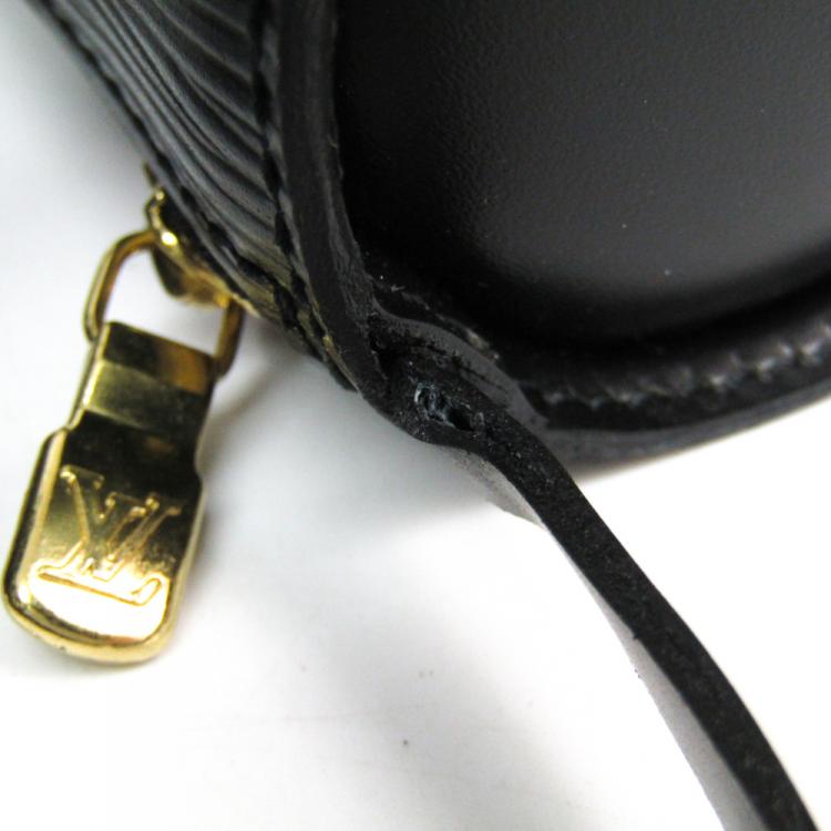 Pre Owned Louis Vuitton Noir Epi Leather Soufflot Bag 