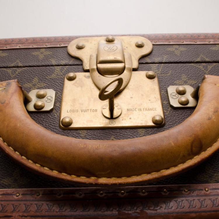 Pre Owned Louis Vuitton Monogram Bisten 70