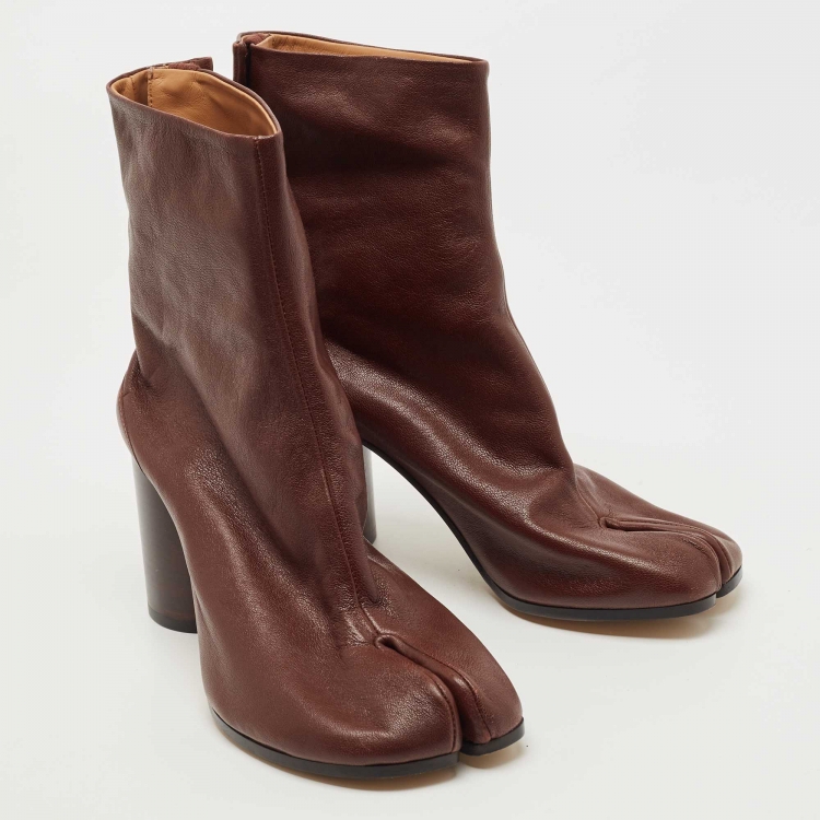 Pre Owned Maison Martin Margiela Brown Leather Tabi Ankle Boots Size 39.5