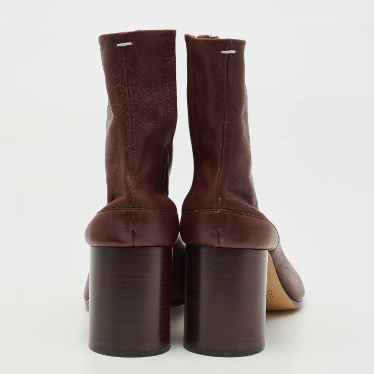 Pre Owned Maison Martin Margiela Brown Leather Tabi Ankle Boots Size 39.5