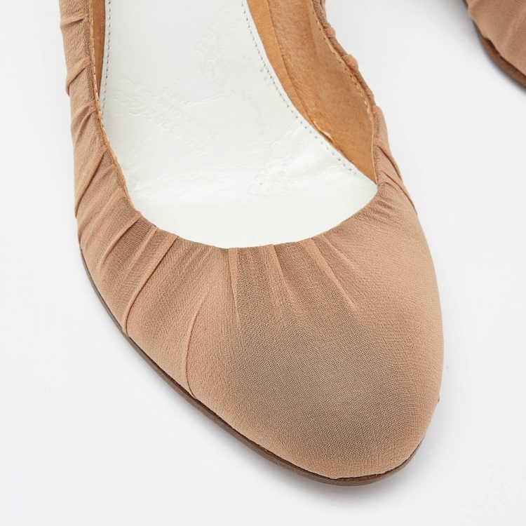 Pre Owned Maison Martin Margiela Beige Fabric Wedge Round Toe Pumps Size 38.5