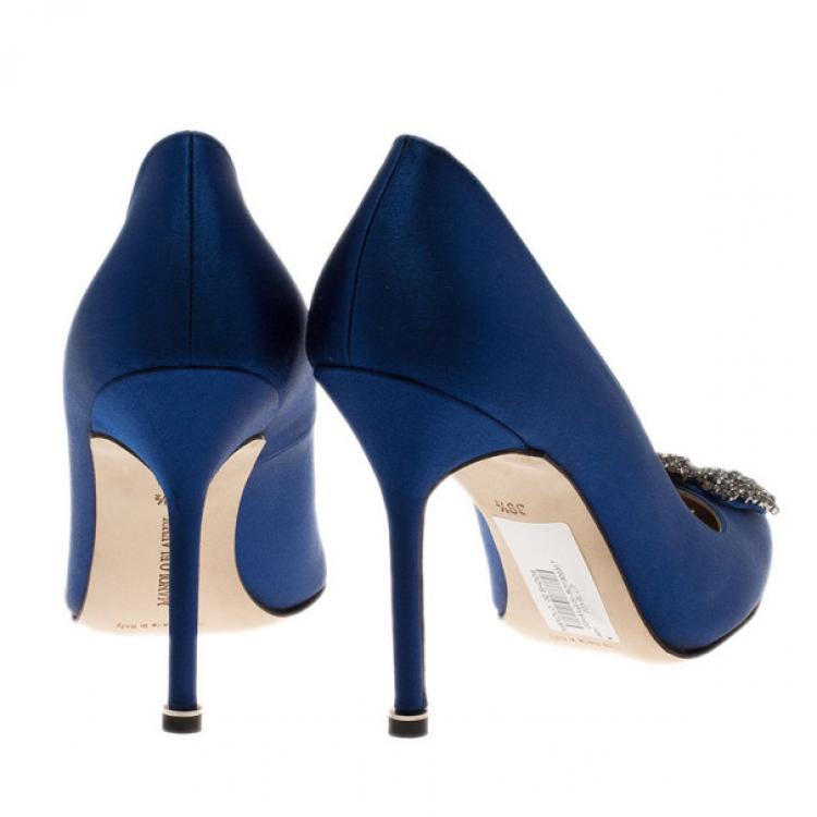 Pre Owned Manolo Blahnik Blue Satin Hangisi Embellished Pumps Size 39.5
