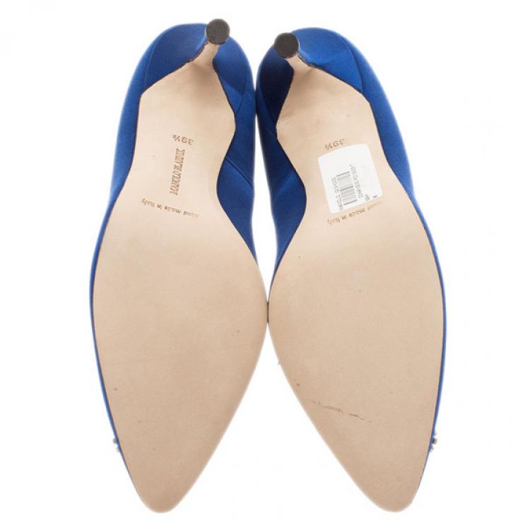 Pre Owned Manolo Blahnik Blue Satin Hangisi Embellished Pumps Size 39.5