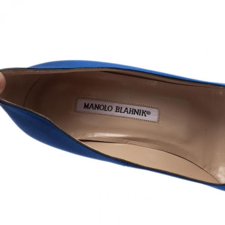 Pre Owned Manolo Blahnik Blue Satin Hangisi Embellished Pumps Size 39.5