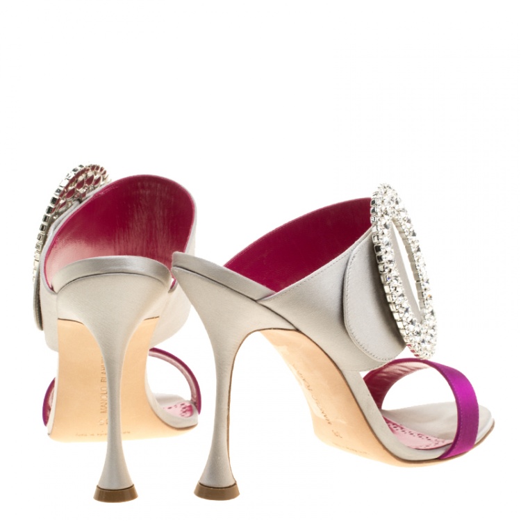 Pre Owned Manolo Blahnik Two Tone Satin Fibiona Crystal Embellished Mules Size 38