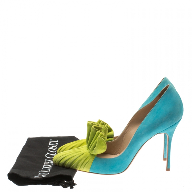 Pre Owned Manolo Blahnik Blue/Green Suede Arleti Frill Detail Pumps Size 39
