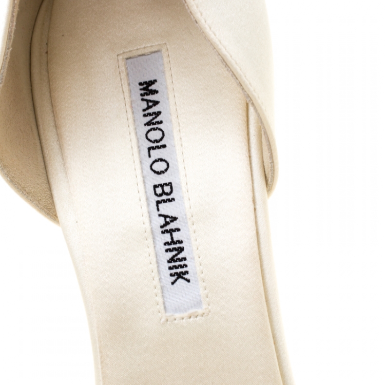 Pre Owned Manolo Blahnik White Satin Alicia Embellished Peep Toe Pumps Size 39.5