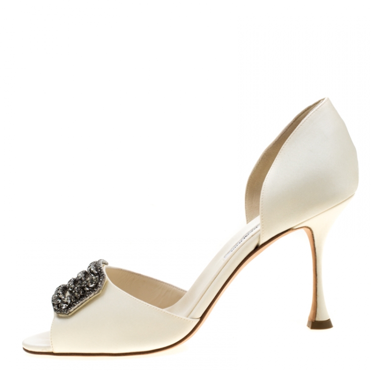 Pre Owned Manolo Blahnik White Satin Alicia Embellished Peep Toe Pumps Size 39.5