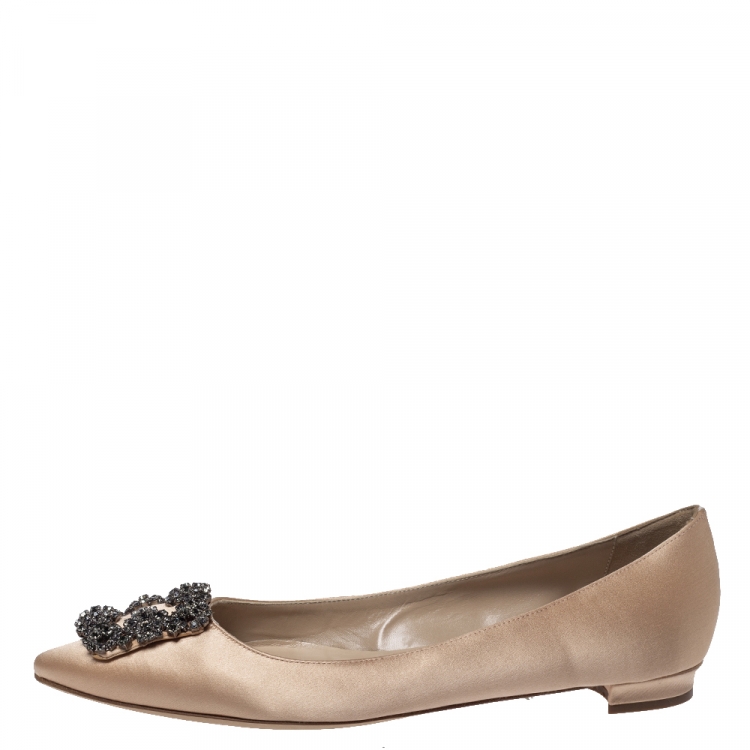 Pre Owned Manolo Blahnik Beige Satin Hangisi Ballet Flats Size 39