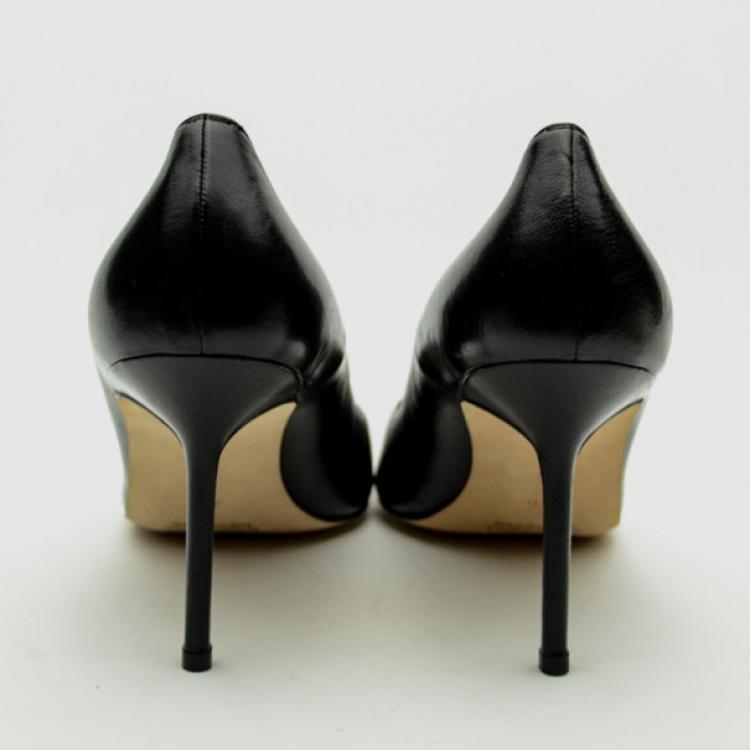 Pre Owned Manolo Blahnik Black Leather Pointed Toe Pumps Size 40