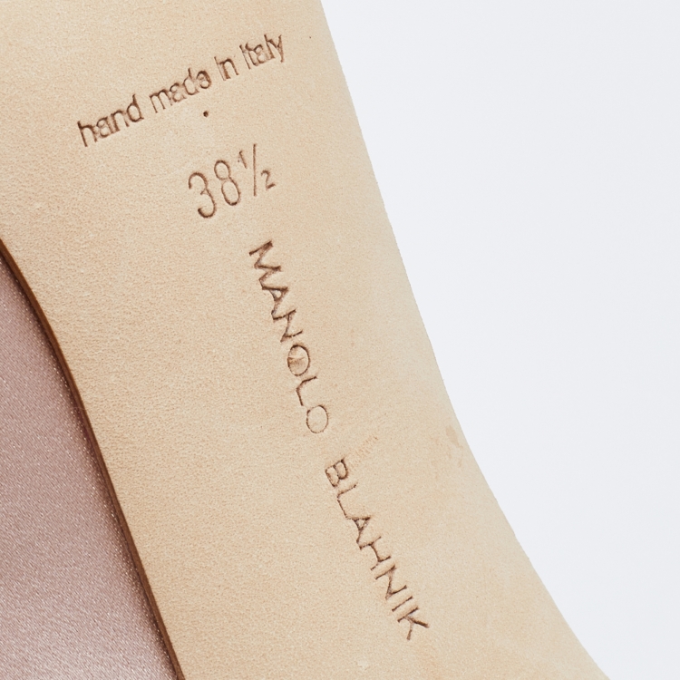 Pre Owned Manolo Blahnik Nude Satin Hangisi Pumps Size 38.5