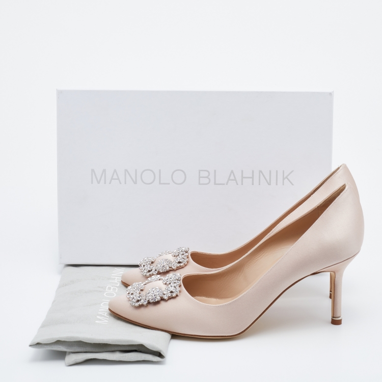 Pre Owned Manolo Blahnik Nude Satin Hangisi Pumps Size 38.5