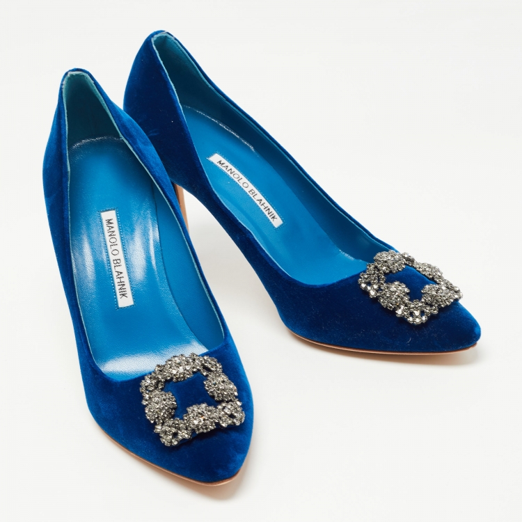 Pre Owned Manolo Blahnik Blue Velvet Hangisi Pumps Size 41