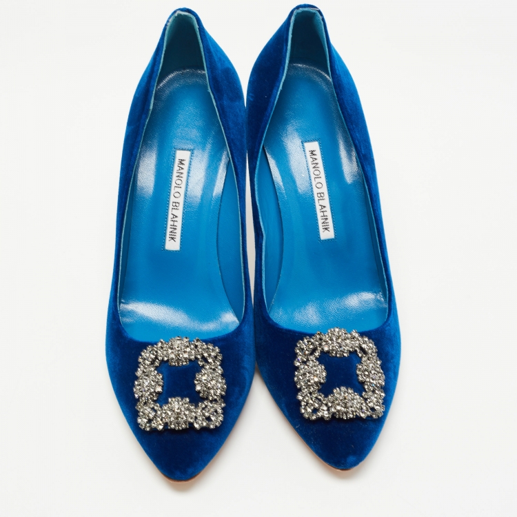 Pre Owned Manolo Blahnik Blue Velvet Hangisi Pumps Size 41
