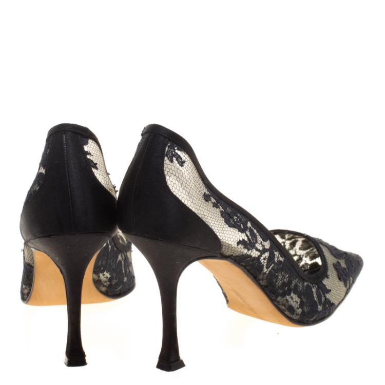 Pre Owned Manolo Blahnik Black Lace BB Pointed Toe Pumps Size 37