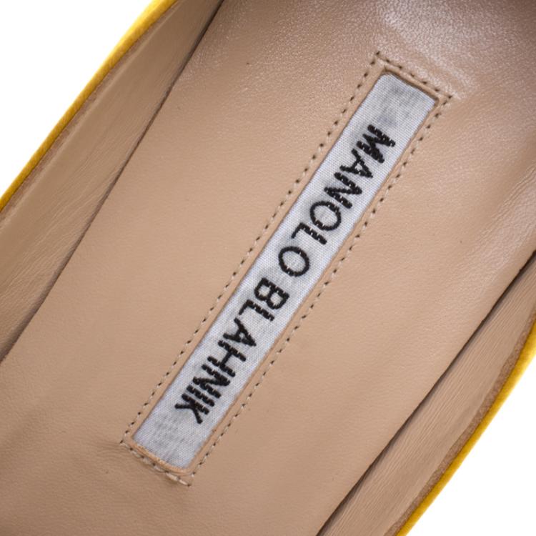 Pre Owned Manolo Blahnik Canary Yellow Satin Hangisi Embellished Pumps Size 38