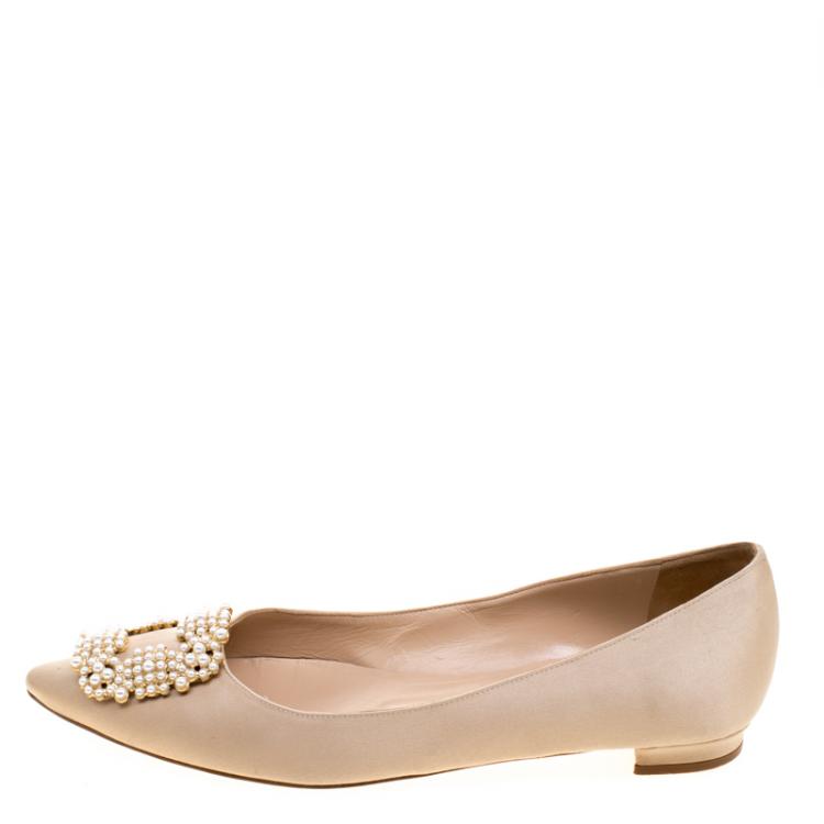 Pre Owned Manolo Blahnik Beige Satin Hangisi Ballet Flats Size 37.5