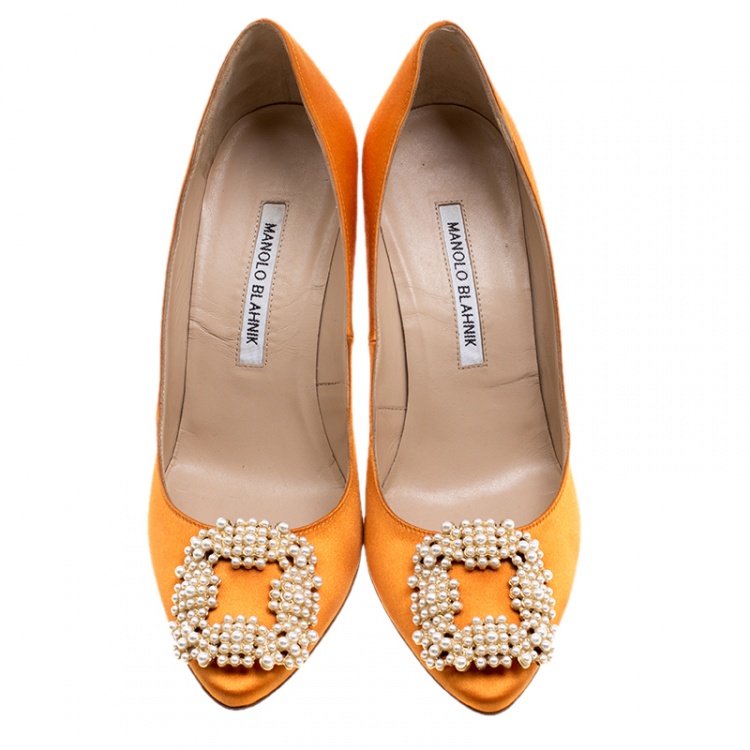 Pre Owned Manolo Blahnik Orange Satin Hangisi Embellished Pumps Size 38