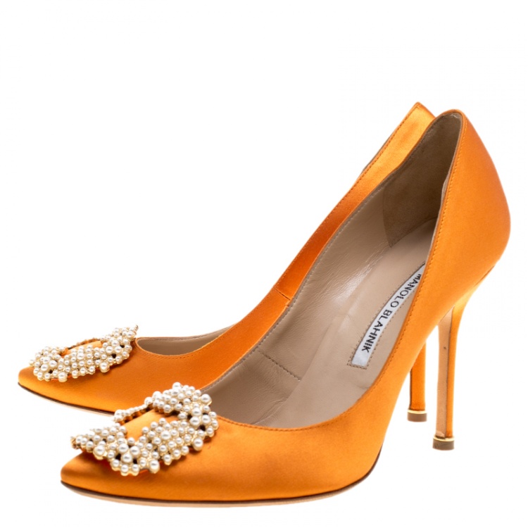 Pre Owned Manolo Blahnik Orange Satin Hangisi Embellished Pumps Size 38