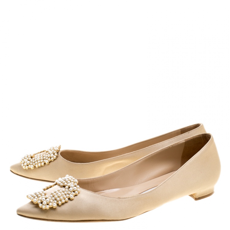 Pre Owned Manolo Blahnik Beige Satin Hangisi Ballet Flats Size 38.5