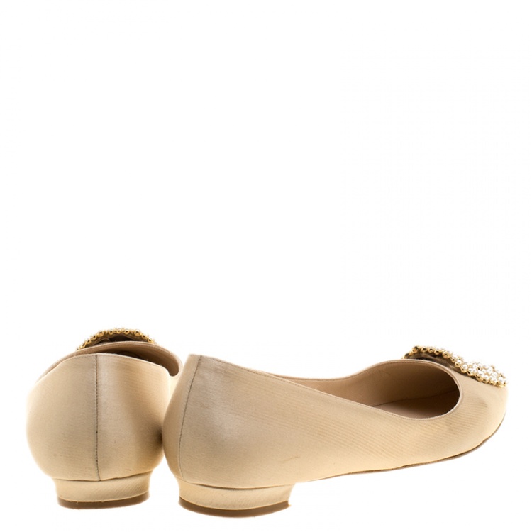 Pre Owned Manolo Blahnik Beige Satin Hangisi Ballet Flats Size 38.5