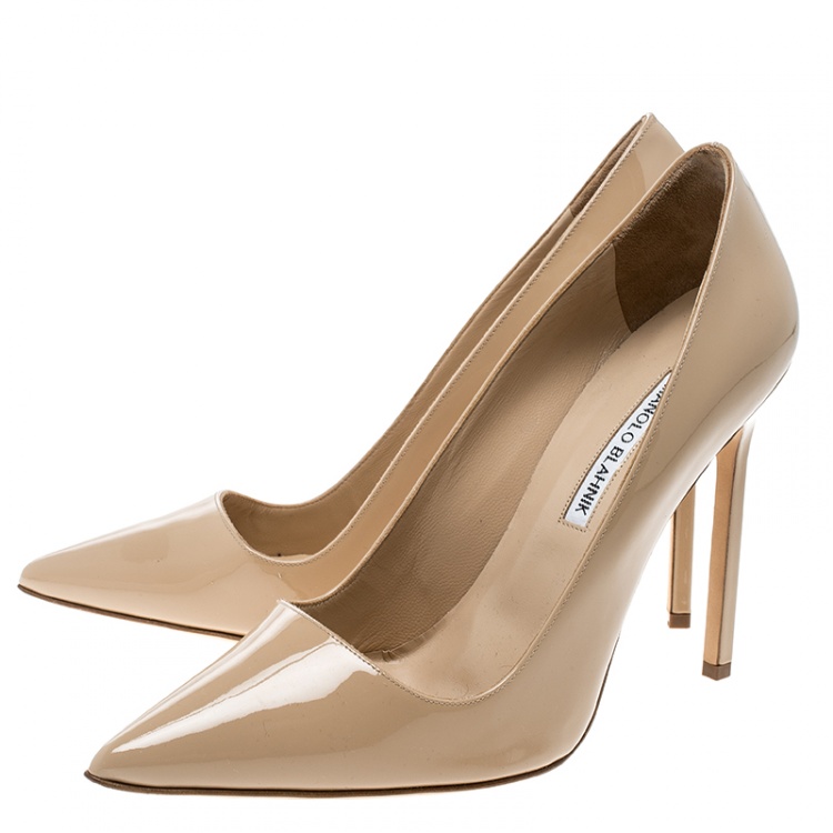 Pre Owned Manolo Blahnik Beige Patent Leather BB Pointed Toe Pumps Size 40