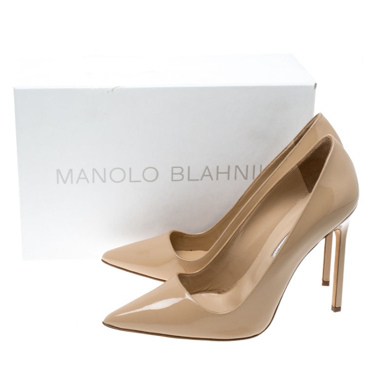 Pre Owned Manolo Blahnik Beige Patent Leather BB Pointed Toe Pumps Size 40