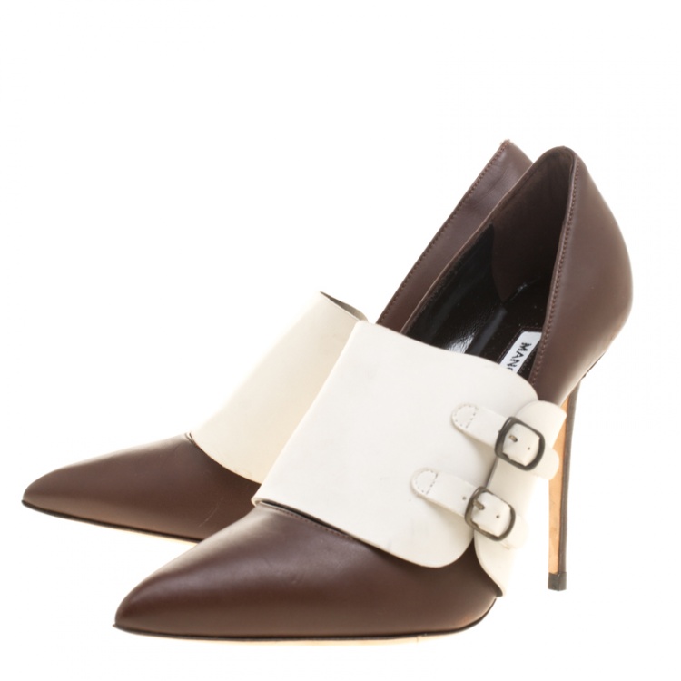Pre Owned Manolo Blahnik Brown/White Leather Encajada Buckle Accented Pointed Toe Pumps Size 35