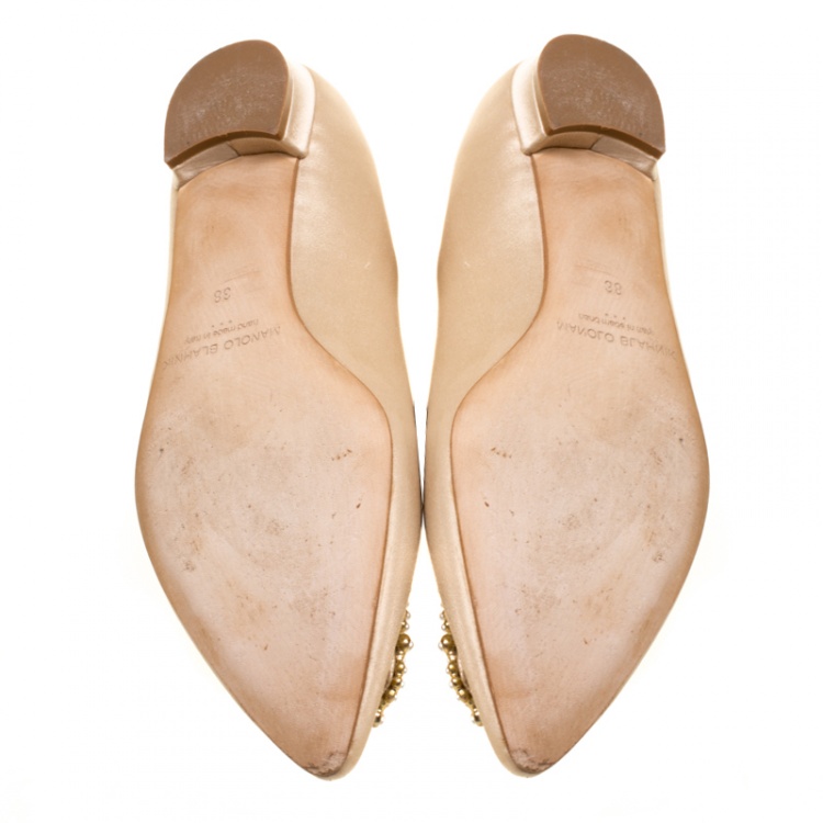 Pre Owned Manolo Blahnik Beige Satin Hangisi Ballet Flats Size 38