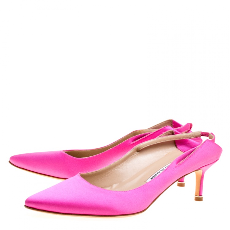 Pre Owned Vetements + Manolo Blahnik Pink Satin Pointed Toe Slingback Sandals Size 39