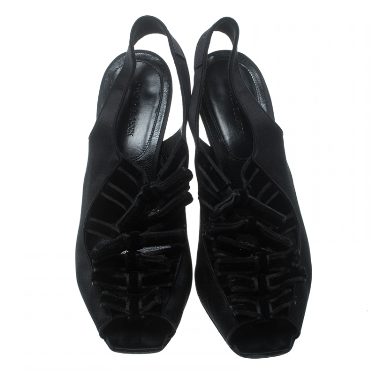 Pre Owned Manolo Blahnik Black Satin and Velvet Slingback Square Peep Toe Sandals Size 40