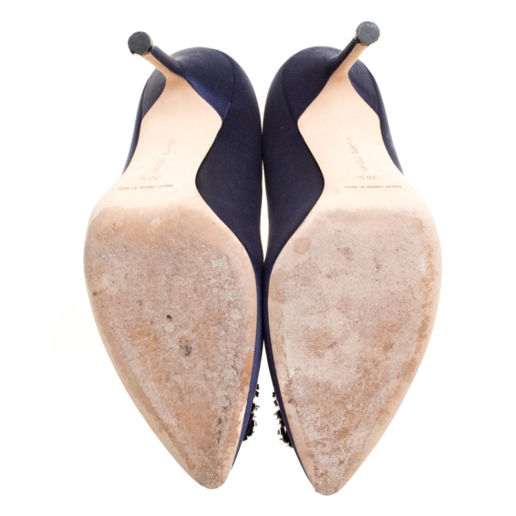 Pre Owned Manolo Blahnik Blue Satin Hangisi Crystal Embellished Pumps Size 38.5