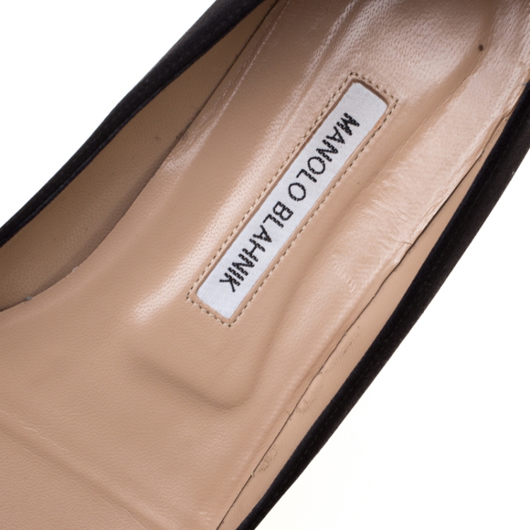 Pre Owned Manolo Blahnik Black Satin Hangisi Ballet Flats Size 41