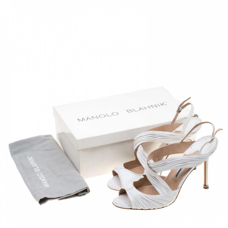 Pre Owned Manolo Blahnik White Leather Ankle Strap Sandals Size 41