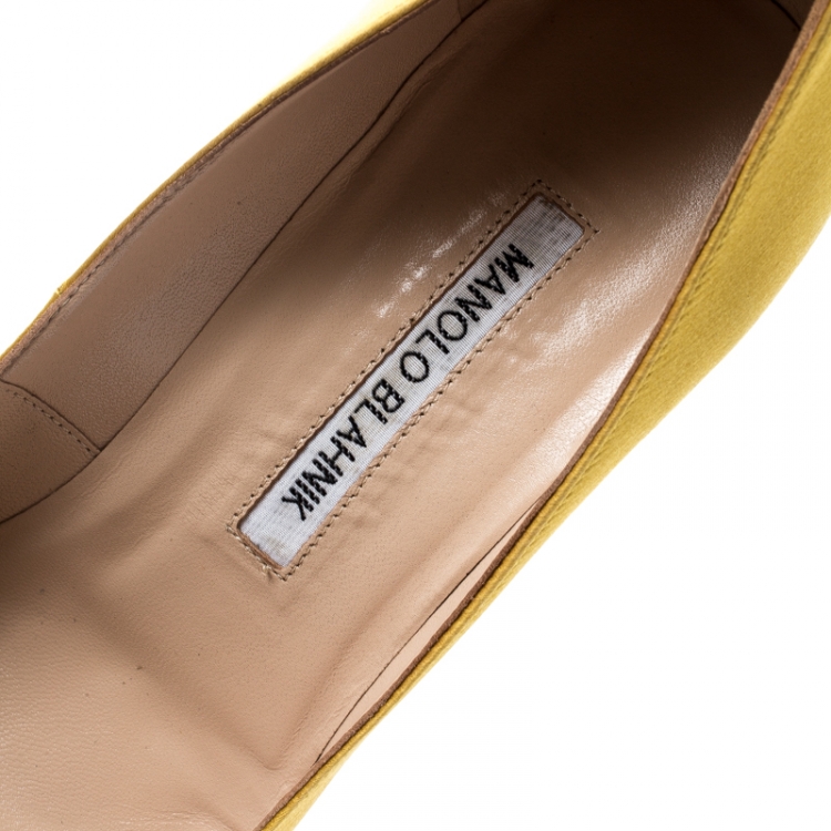 Pre Owned Manolo Blahnik Yellow Satin Hangisi Crystal Embellished Pumps Size 37.5