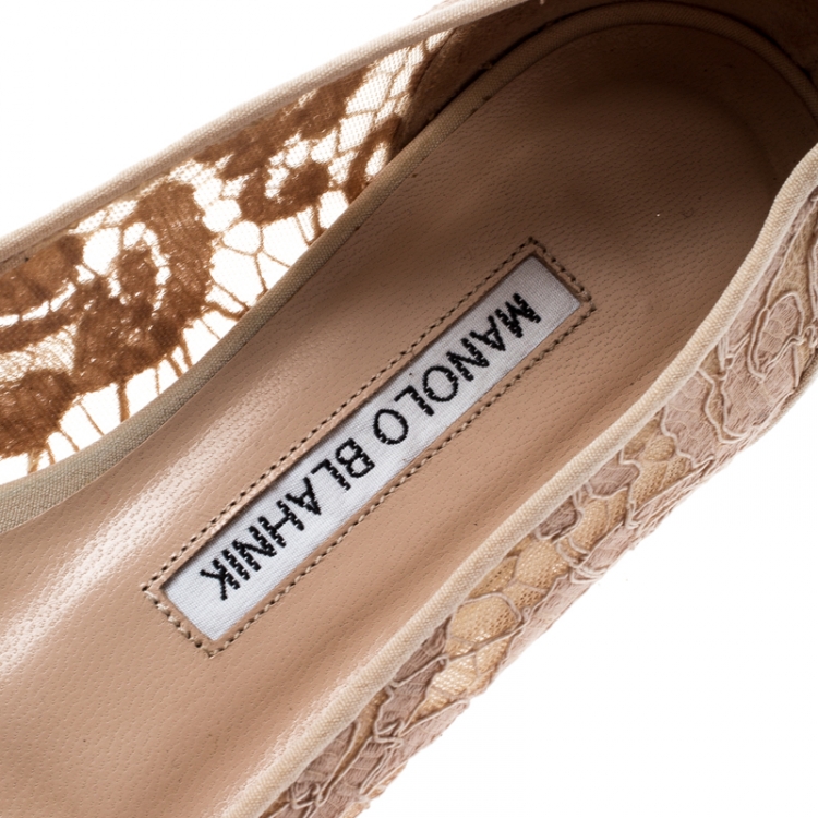 Pre Owned Manolo Blahnik Beige Lace And Satin Hangisi Embellished Ballet Flats Size 34.5