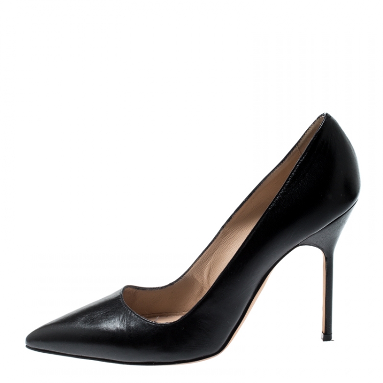 Pre Owned Manolo Blahnik Black Leather BB Pointed Toe Pumps Size 38.5