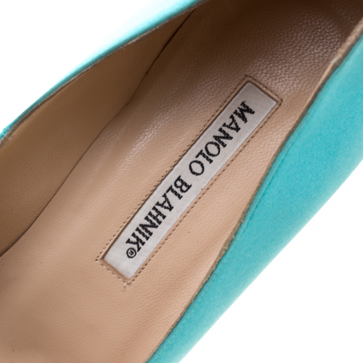 Pre Owned Manolo Blahnik Blue Satin Hangisi Crystal Embellished Pumps Size 39