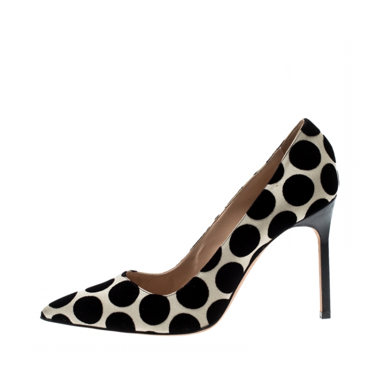 Pre Owned Manolo Blahnik Beige And Black Polka Dots Pumps Size 39